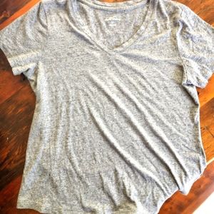 Eddie Bauer gray v neck short sleeve tee, size medium
